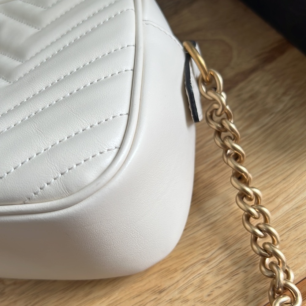 Gucci GG Marmont Small Shoulder Bag - Ivory - Picture 7 of 16